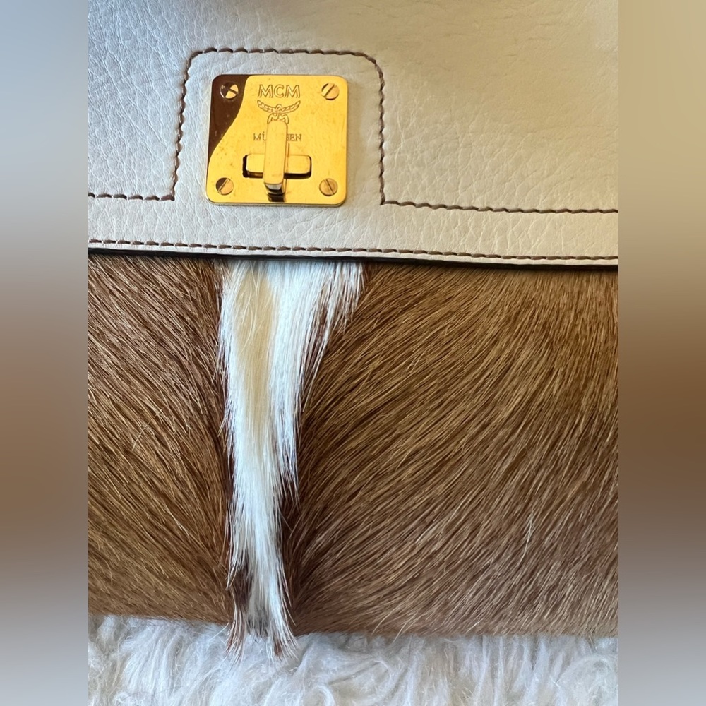 MCM MOCHA LUXE  FUR - Picture 12 of 13